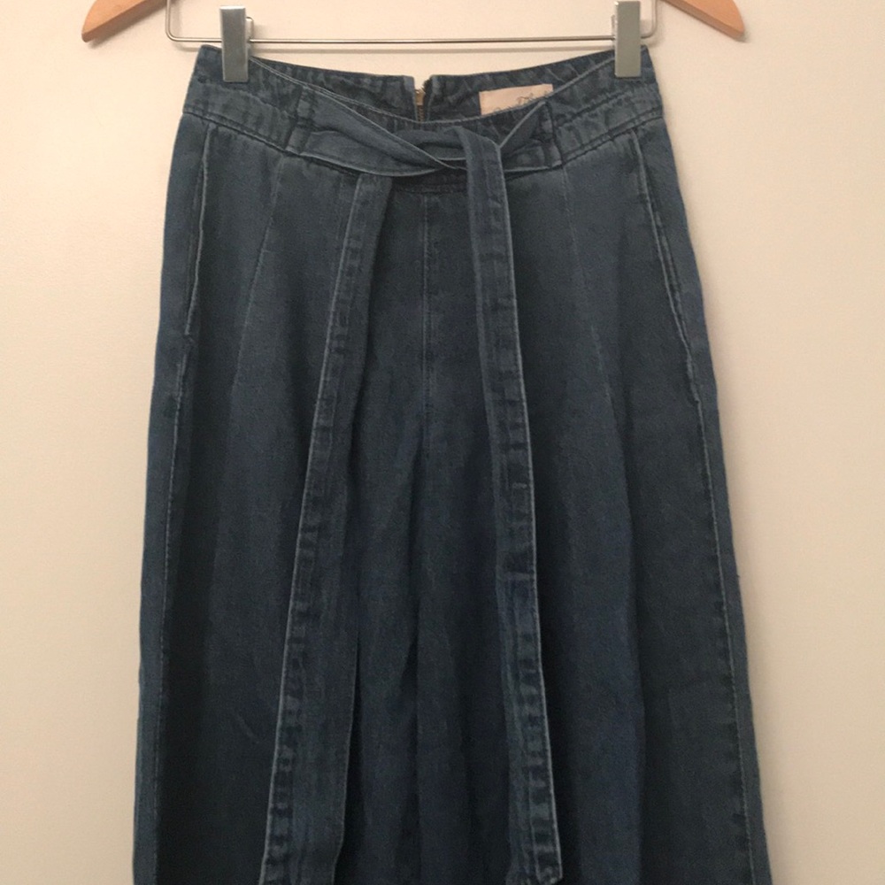 Wide leg jeans